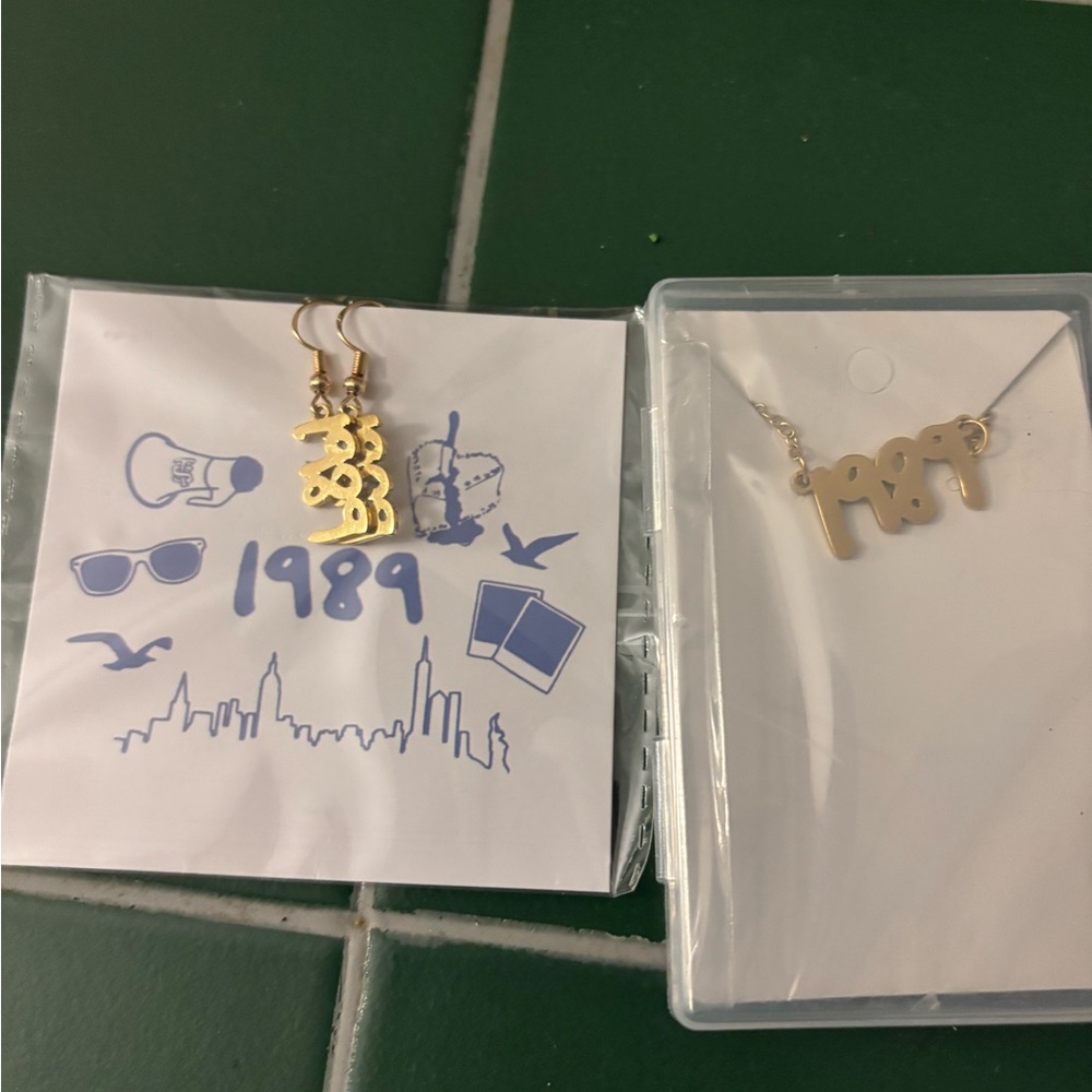 Taylor Swift Gold plated 1989 Earrings and Necklace Set